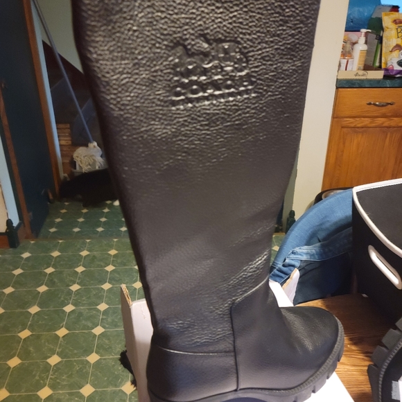 Coach Boots - Picture 16 of 16
